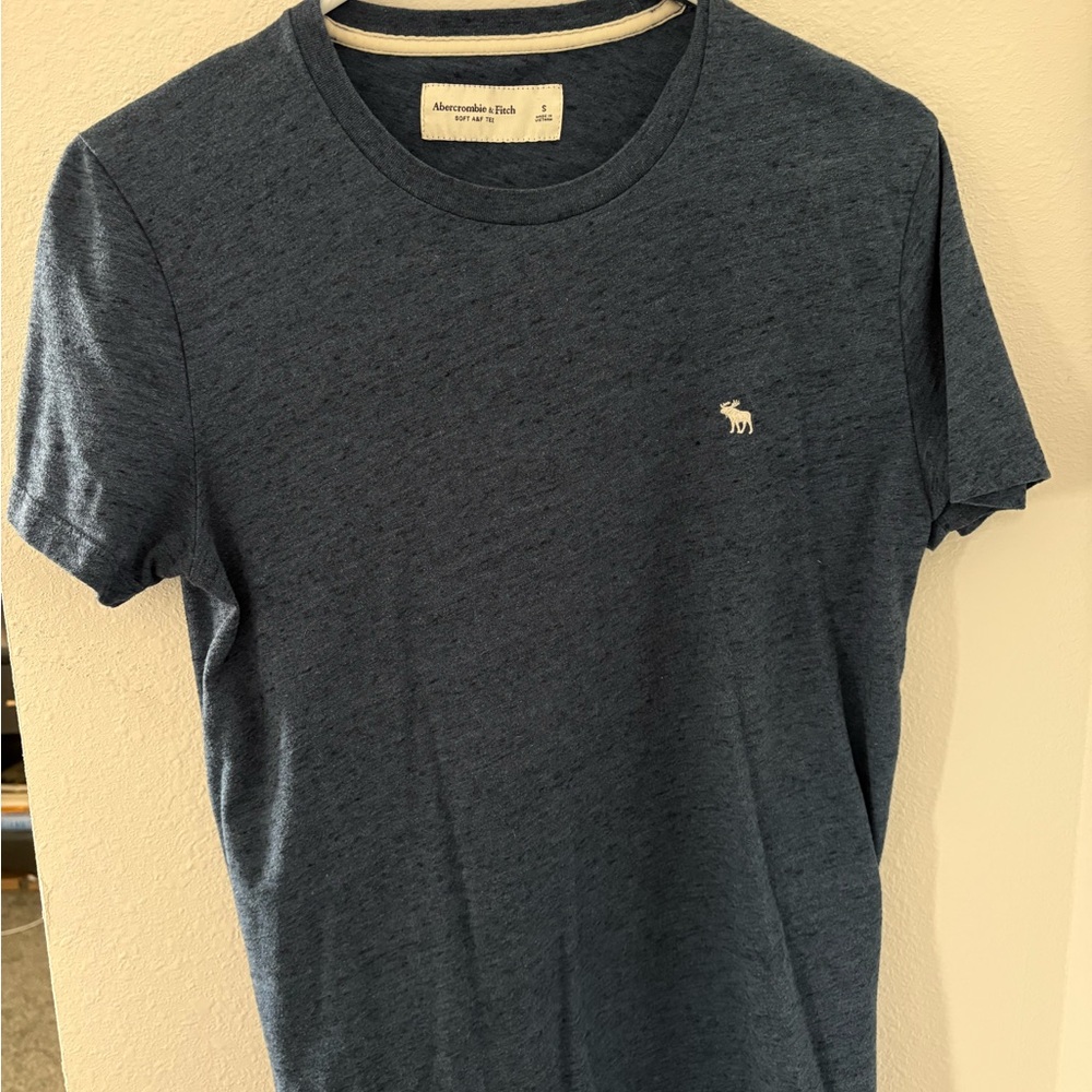 Abercrombie & Fitch Men's Heathered Navy Tee